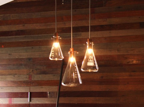 實(shí)驗(yàn)室玻璃器皿改裝燈